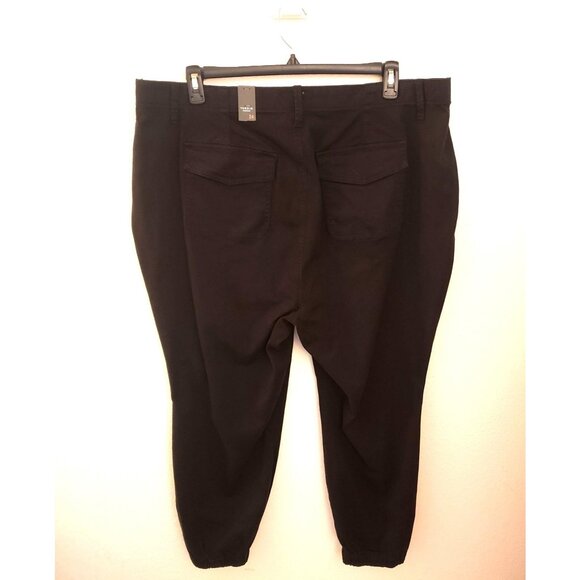 Torrid Jogger Hem Cotton Blend Pull On Black Pants w/Pockets Sz 24 NWT - Picture 5 of 12